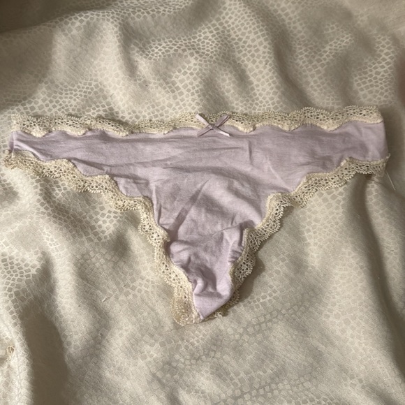 Lot of 7 Victoria’s Secret thongs - Picture 5 of 9